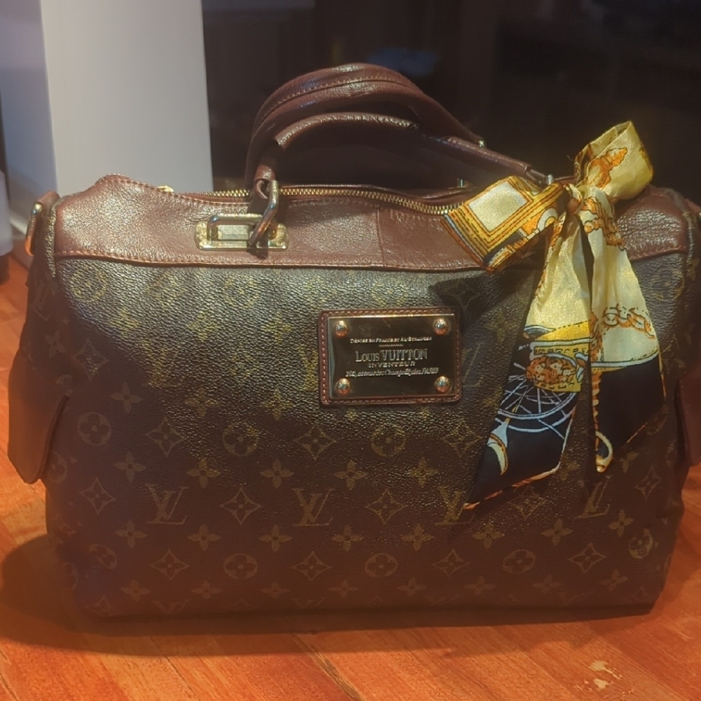 LV Design Like Speedy